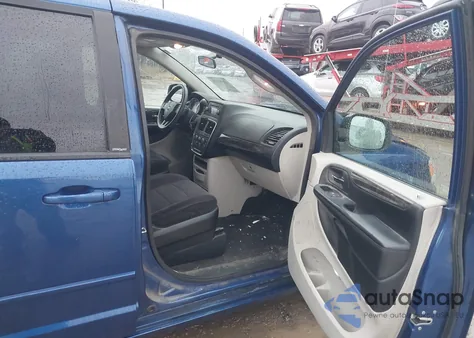 2011 Dodge Grand Caravan Express z USA, uszkodzony, nr VIN 2D4RN4DG7BR685634